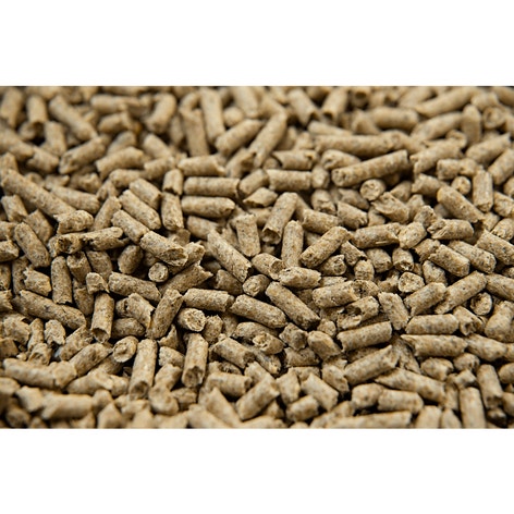 SAFE 'N EASY™ PELLETED FEED image 1